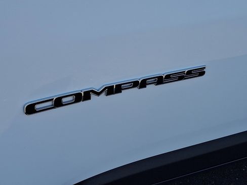 Certified 2023 Jeep Compass Latitude AWD/4WD image 30