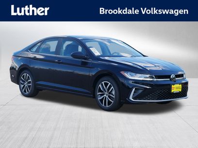 New 2025 Volkswagen Jetta SE