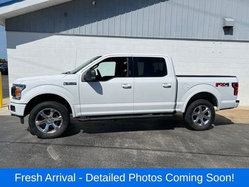 Used 2018 Ford F150 XLT w/ Equipment Group 302A Luxury AWD/4WD image 4