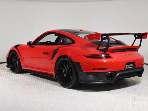 Certified 2018 Porsche 911 GT2 RS image 3