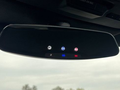 Used 2018 Chevrolet Camaro ZL1 image 21