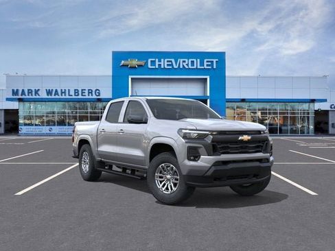 New 2026 Chevrolet Colorado LT w/ LT Convenience Package AWD/4WD image 1
