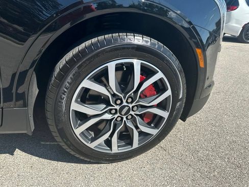 Used 2024 Cadillac XT5 Sportv w/ Technology Package AWD/4WD image 40