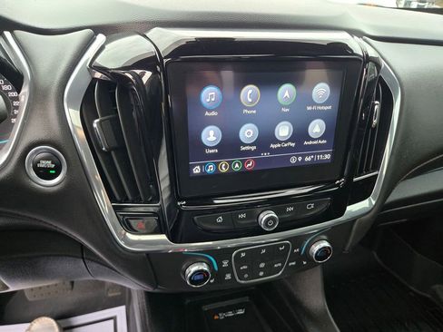 Used 2023 Chevrolet Traverse RS w/ LPO, Floor Liner Package image 9