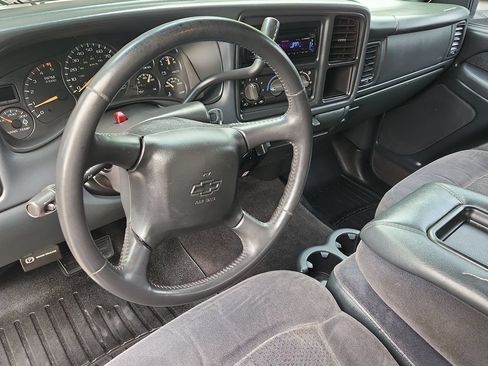 Used 2002 Chevrolet Silverado 2500 LS AWD/4WD image 8