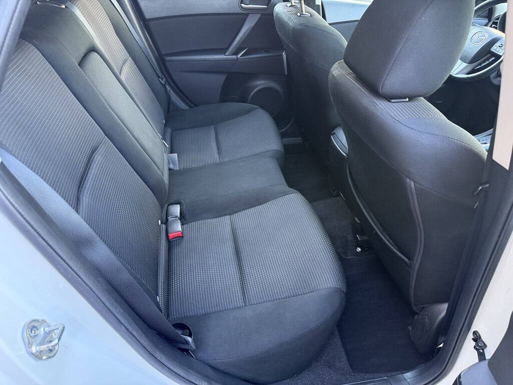 Used 2012 MAZDA MAZDA3 i Touring FWD image 21
