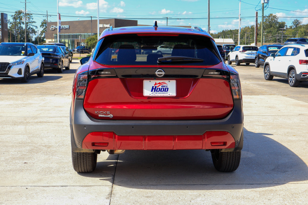 Used 2026 Nissan Kicks SV FWD image 18