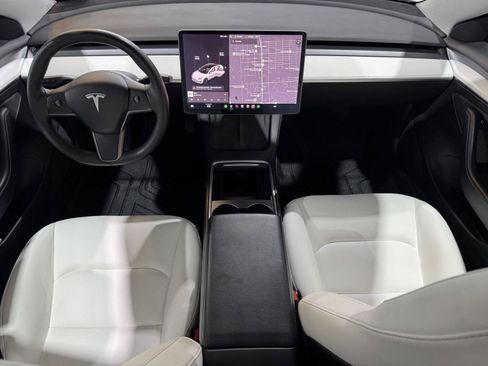 Used 2021 Tesla Model 3 Standard Range Plus RWD image 18