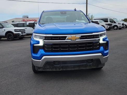Used 2025 Chevrolet Silverado 1500 LT AWD/4WD image 4