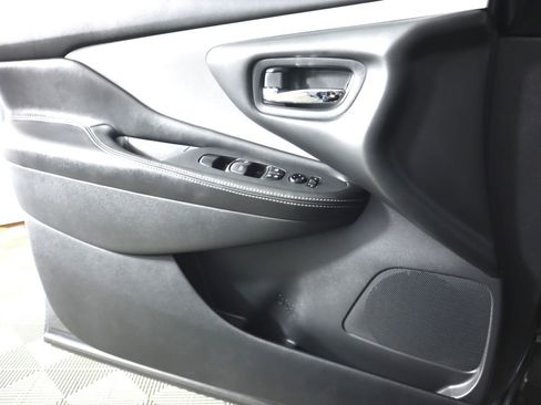 Used 2020 Nissan Murano S w/ Technology Package AWD/4WD image 16