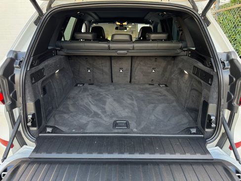 Used 2022 BMW X5 xDrive40i w/ M Sport Package image 15