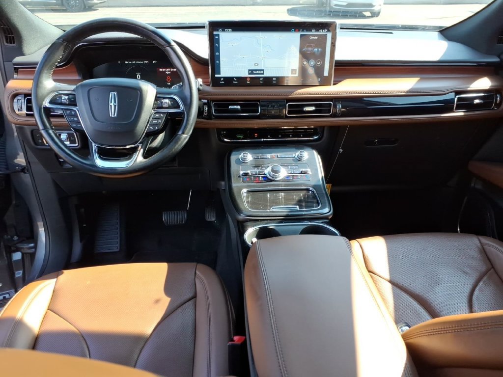 Certified 2023 Lincoln Nautilus Reserve AWD/4WD image 13