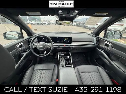 Used 2025 Kia Sorento SX Prestige AWD/4WD image 2
