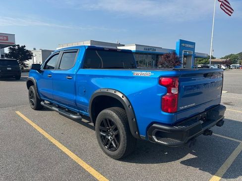 Used 2023 Chevrolet Silverado 1500 Custom Trail Boss AWD/4WD image 3