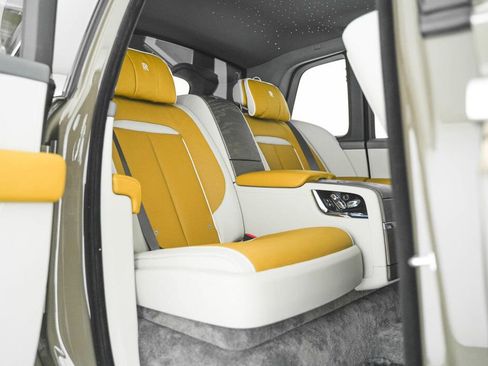 New 2025 Rolls-Royce Cullinan image 34