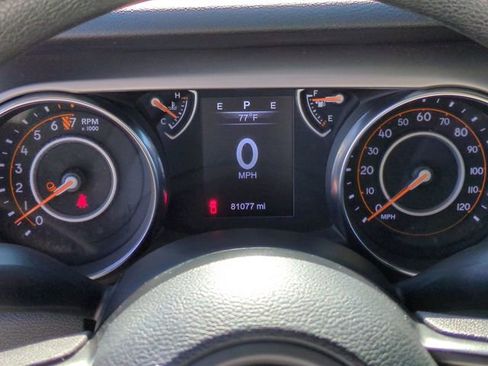 Used 2020 Jeep Gladiator Sport w/ Auxiliary Switch Group AWD/4WD image 15