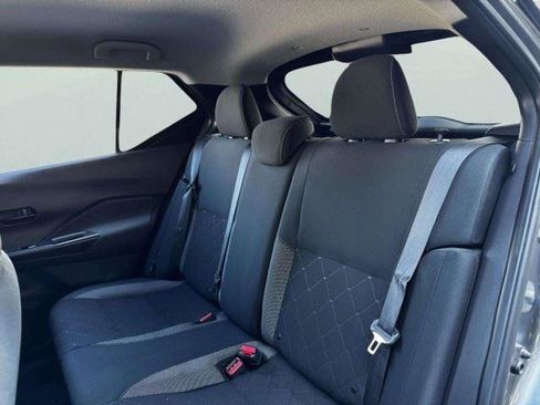 Used 2020 Nissan Kicks S FWD image 37