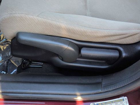 Used 2013 Honda Civic LX image 17