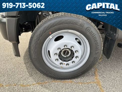 New 2026 Ford F550 4x4 Supercab Super Duty image 12
