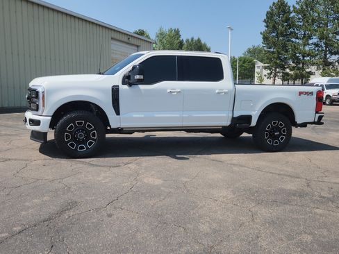 Certified 2025 Ford F350 Platinum w/ FX4 Off-Road Package AWD/4WD image 5