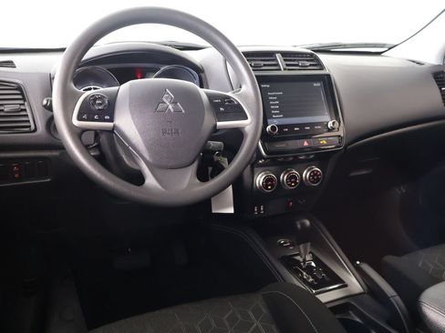 Used 2026 Mitsubishi Outlander Sport AWD image 2