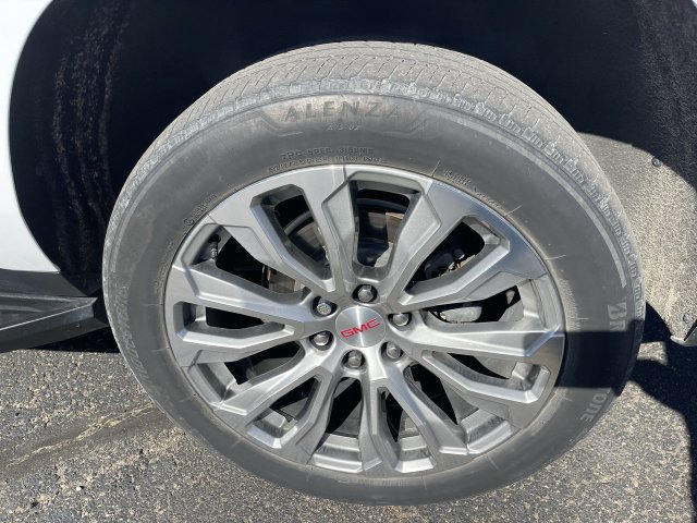 Used 2022 GMC Yukon XL Denali AWD/4WD image 9