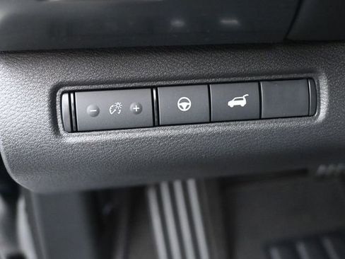 New 2026 Nissan Pathfinder SL w/ SL Premium Package image 21