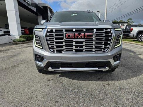 New 2026 GMC Yukon XL Denali image 8