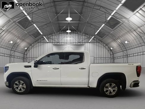 Used 2025 GMC Sierra 1500 SLT AWD/4WD image 8