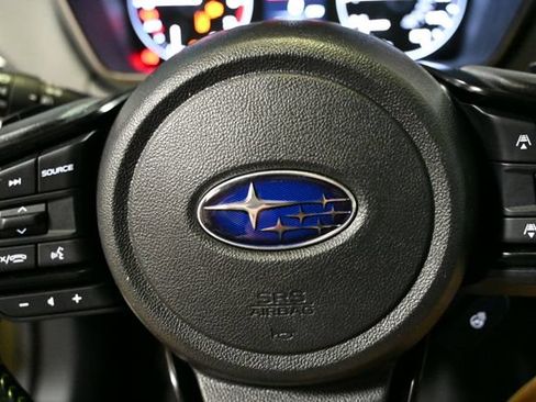 Used 2025 Subaru Outback Onyx Edition AWD/4WD image 43