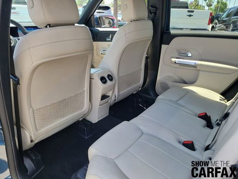 Used 2021 Mercedes-Benz GLB 250 image 13