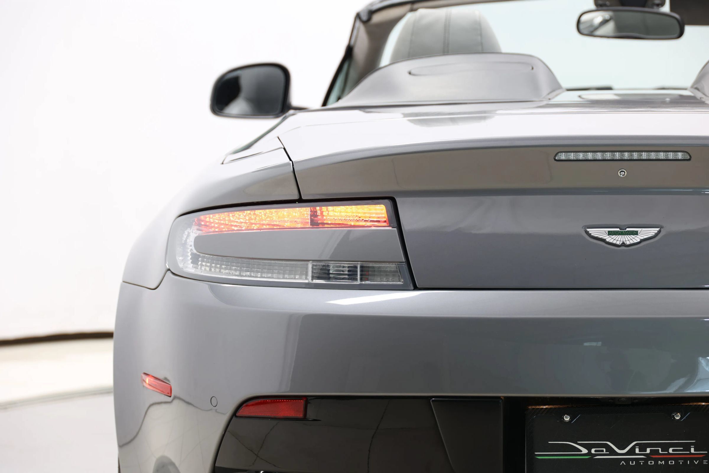 Used 2016 Aston Martin V8 Vantage S RWD image 36