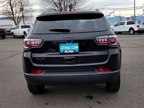 New 2026 Jeep Compass Latitude AWD/4WD image 7
