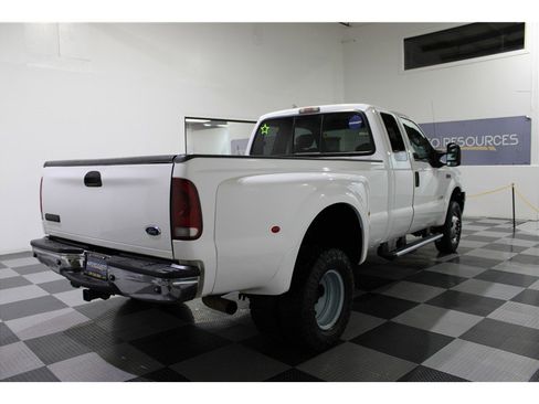 Used 2007 Ford F250 Lariat image 4