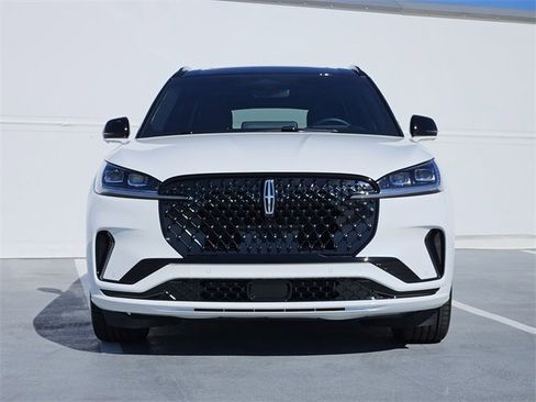 New 2025 Lincoln Aviator Black Label w/ Black Label Special Edition image 2