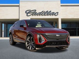 New 2026 Cadillac Lyriq Signature Luxury video 2