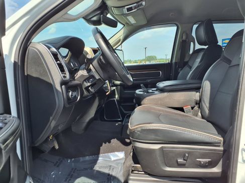 Used 2024 RAM 2500 Laramie w/ Safety Group AWD/4WD image 22