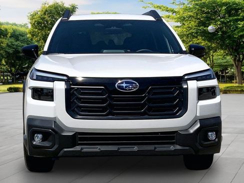 Certified 2026 Subaru Outback Premium AWD/4WD image 2
