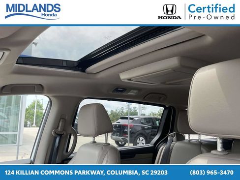 Certified 2024 Honda Odyssey Touring image 17