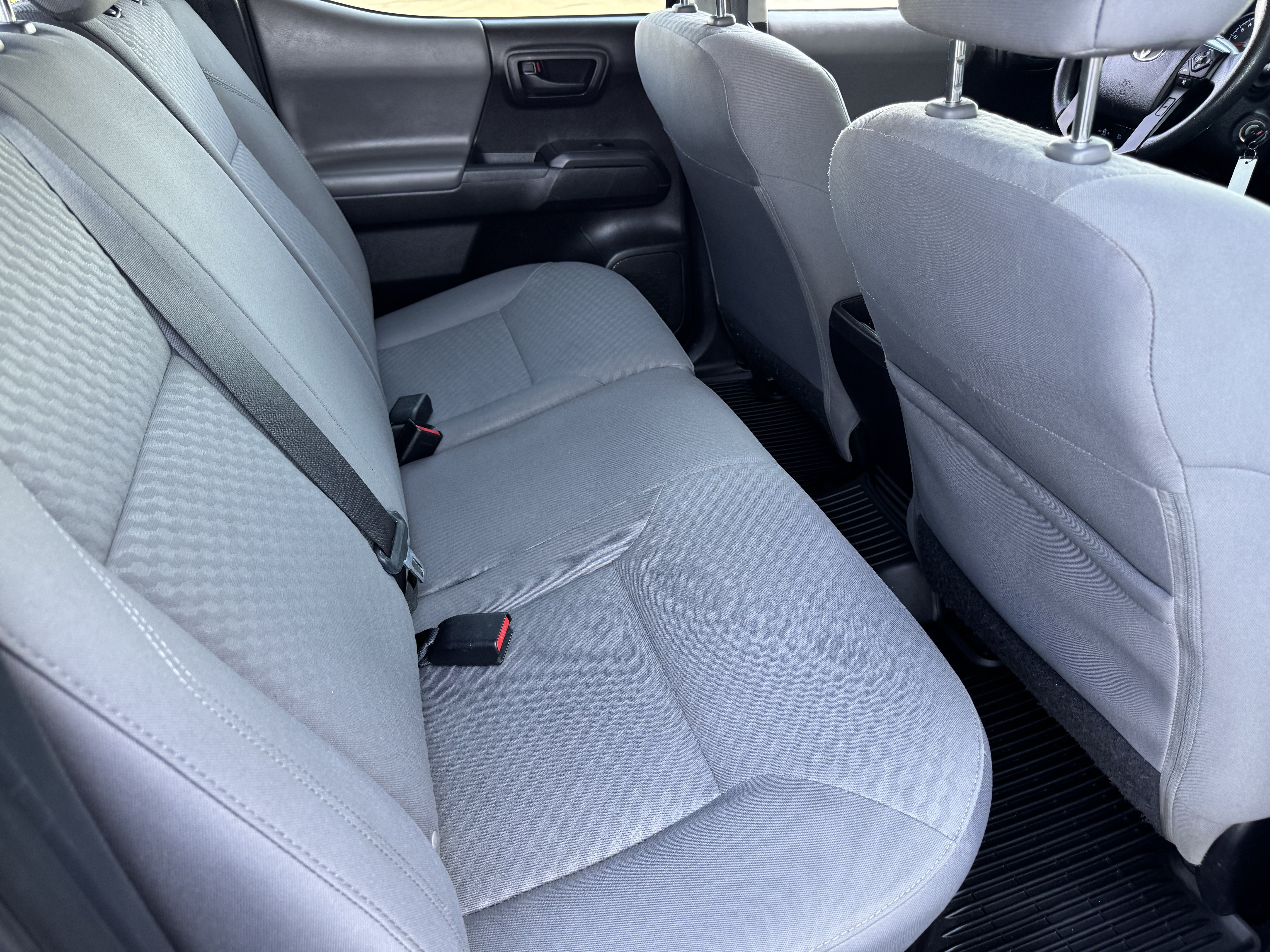 Used 2021 Toyota Tacoma SR AWD/4WD image 20
