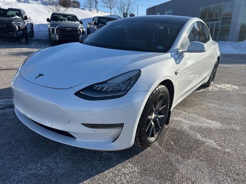 Used 2018 Tesla Model 3 Long Range image 10