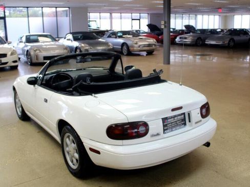 Used 1990 MAZDA MX-5 Miata image 18