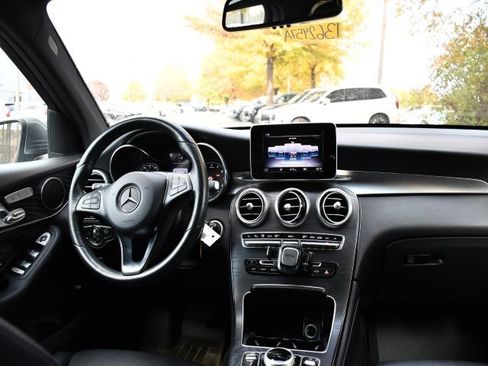 Used 2018 Mercedes-Benz GLC 300 GLC 300 image 18