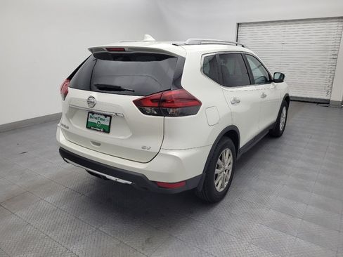 Used 2018 Nissan Rogue SV FWD image 9