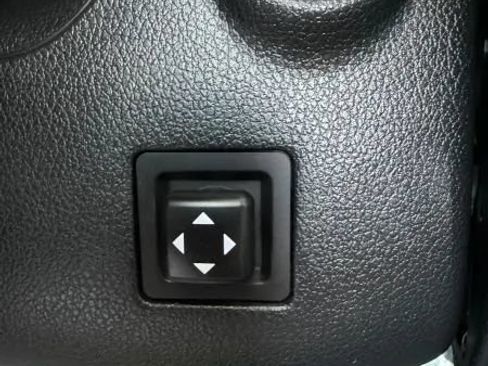Used 2021 Genesis G70 3.3T w/ Sport Package RWD image 46