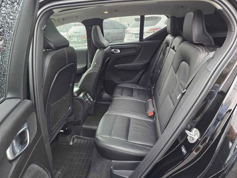 Certified 2023 Volvo XC40 B5 Plus w/ Driver Assist Package image 16