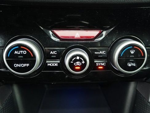 Used 2020 Subaru Forester Limited image 29