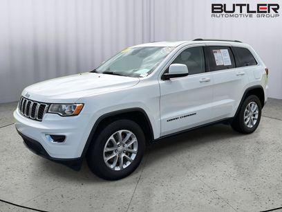 Used 2021 Jeep Grand Cherokee Laredo