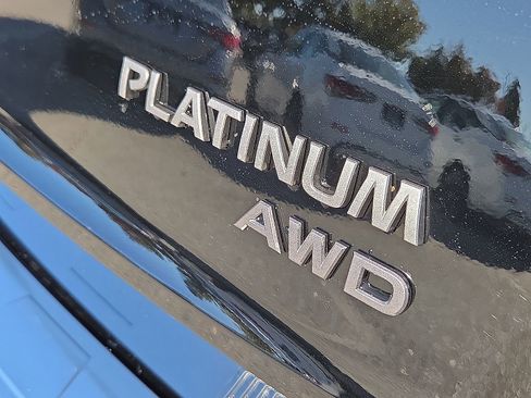New 2026 Nissan Rogue Platinum w/ Platinum Premium Package image 8