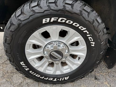 Used 2021 Ford F350 XLT RWD image 9